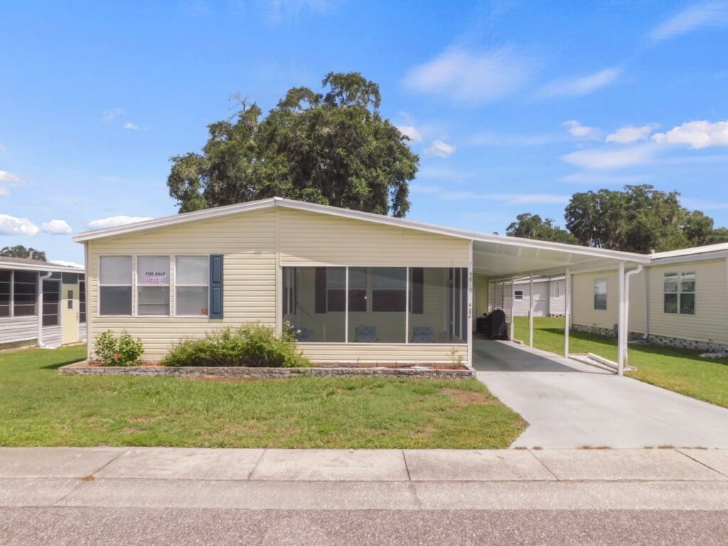 5919 Jessup Drive, Zephyrhills, FL 33540 (70)