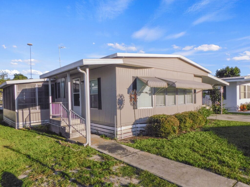 63 Misty Meadow Road, Winter Haven, FL 33881 (73)